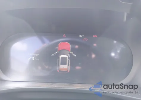 2025 Volvo Xc40 Plus z USA, uszkodzony, nr VIN YV4L12UE5S2566400